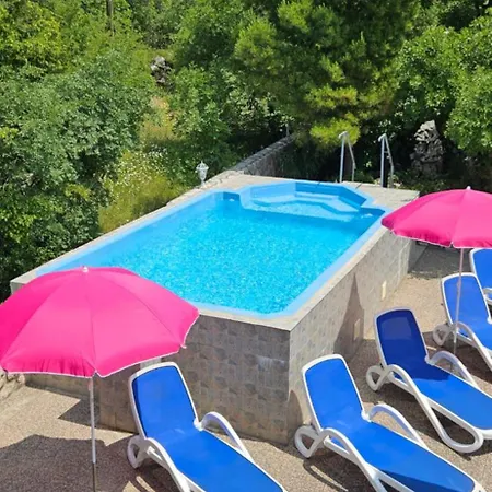 Couette-café Barica 4*