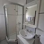 Barica 4*